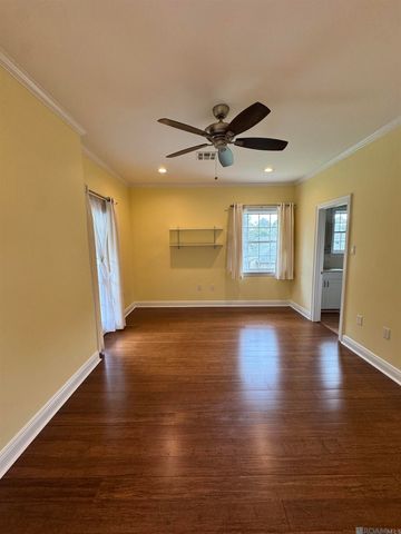 734 Woodview Ct, Baton Rouge, LA 70810