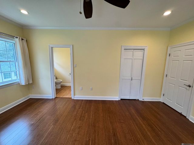 734 Woodview Ct, Baton Rouge, LA 70810