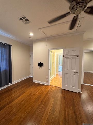 734 Woodview Ct, Baton Rouge, LA 70810