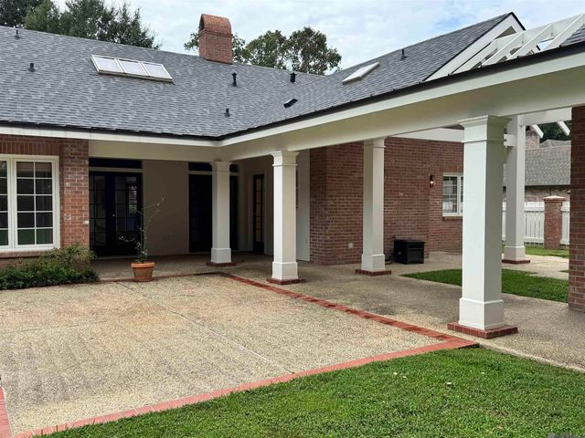 734 Woodview Ct, Baton Rouge, LA 70810