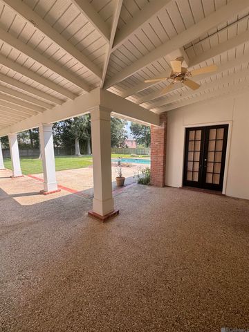 734 Woodview Ct, Baton Rouge, LA 70810