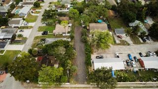 3630 S Haverhill, Greenacres, FL 33463