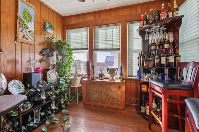 169 E 6Th St, Clifton City, NJ 07011