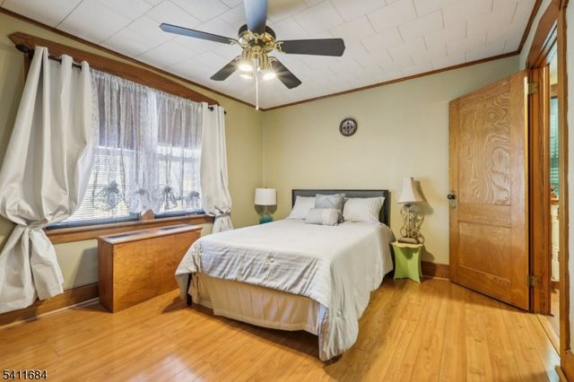 169 E 6Th St, Clifton City, NJ 07011