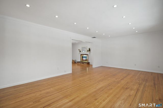 39 McIntosh Road, Stamford, CT 06903