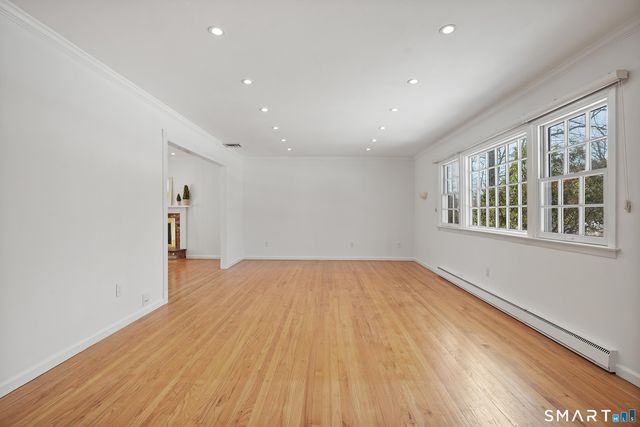 39 McIntosh Road, Stamford, CT 06903