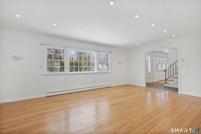 39 McIntosh Road, Stamford, CT 06903