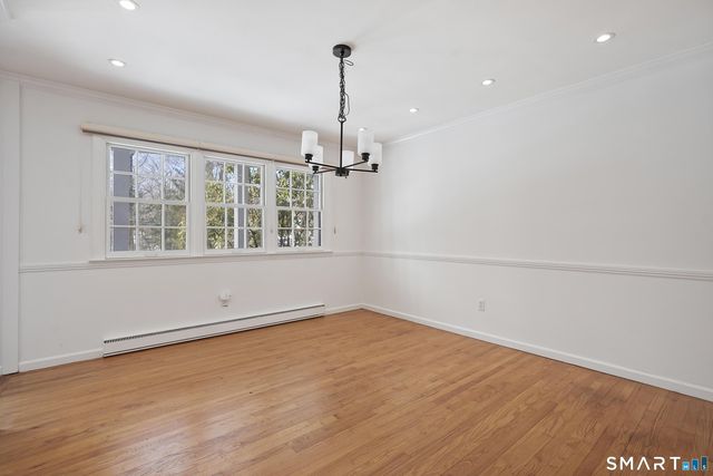 39 McIntosh Road, Stamford, CT 06903