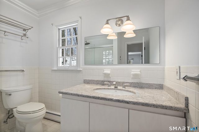 39 McIntosh Road, Stamford, CT 06903