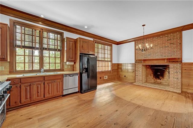 1740 Highgrove Club Drive, Milton, GA 30004