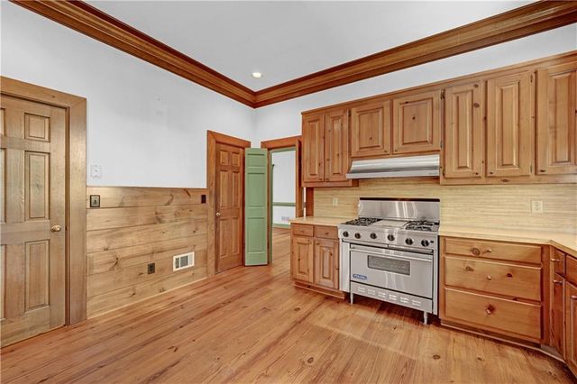 1740 Highgrove Club Drive, Milton, GA 30004