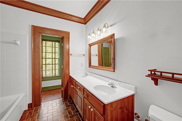 1740 Highgrove Club Drive, Milton, GA 30004