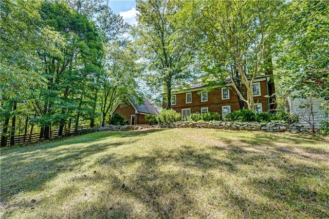 1740 Highgrove Club Drive, Milton, GA 30004