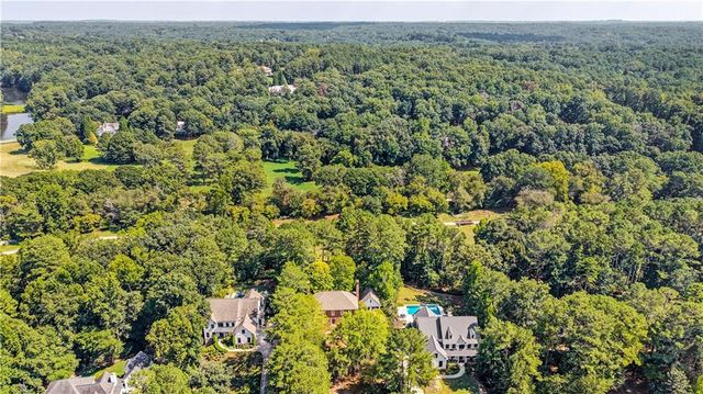 1740 Highgrove Club Drive, Milton, GA 30004