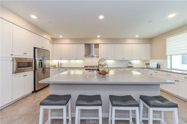 170 Tribeca, Irvine, CA 92612