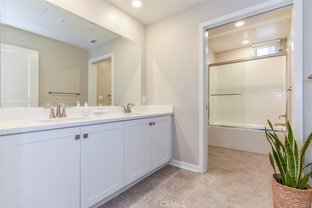 170 Tribeca, Irvine, CA 92612