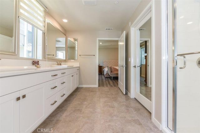 170 Tribeca, Irvine, CA 92612