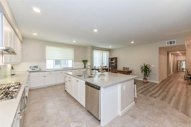 170 Tribeca, Irvine, CA 92612