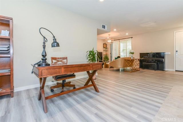 170 Tribeca, Irvine, CA 92612