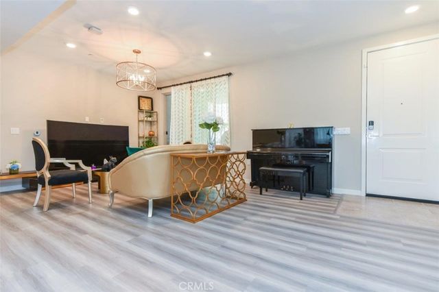 170 Tribeca, Irvine, CA 92612