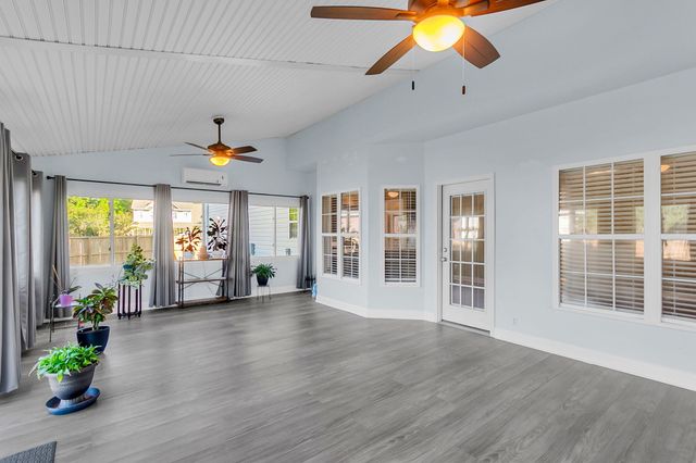 319 Lindrick Court, Charleston, SC 29414