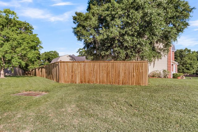 319 Lindrick Court, Charleston, SC 29414