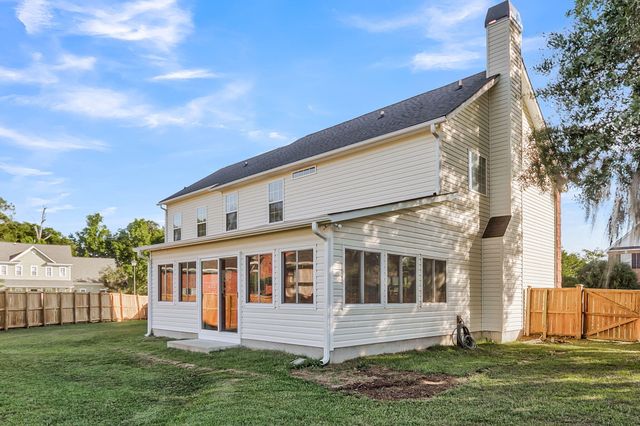 319 Lindrick Court, Charleston, SC 29414