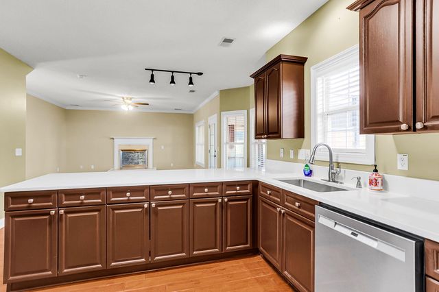 319 Lindrick Court, Charleston, SC 29414