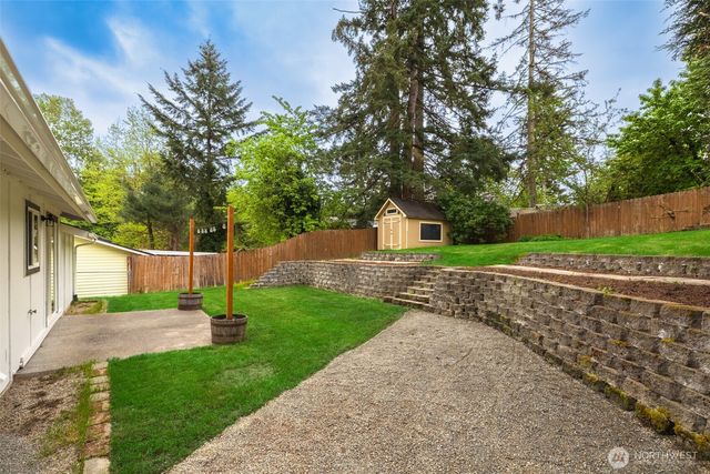 16925 SE 252nd Place, Covington, WA 98042