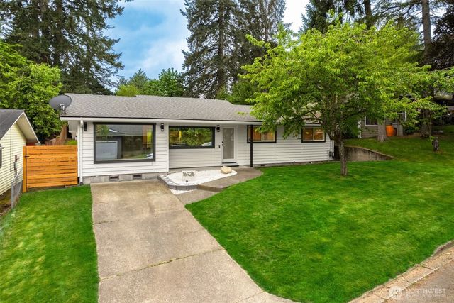 16925 SE 252nd Place, Covington, WA 98042