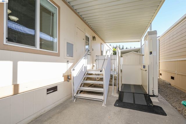 1200 W Winton Ave SPC 86, Hayward, CA 94545