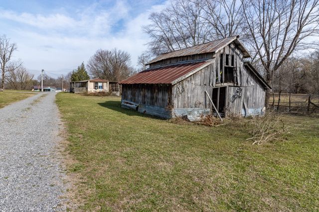 471 Grayson Way, Signal Mountain, TN 37377