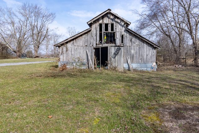 471 Grayson Way, Signal Mountain, TN 37377