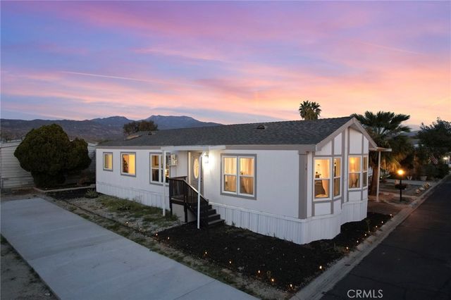 1499 Old Mountain Avenue 14, San Jacinto, CA 92583