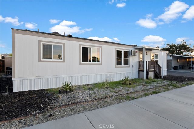 1499 Old Mountain Avenue 14, San Jacinto, CA 92583