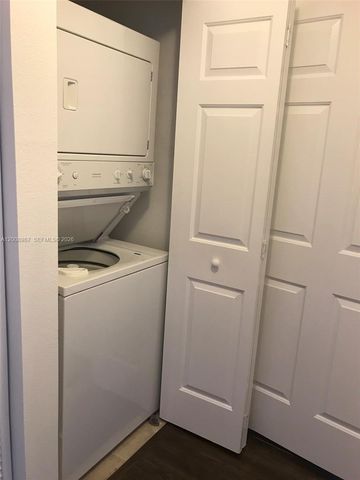 804 E WINDWARD WY 522, Lantana, FL 33462