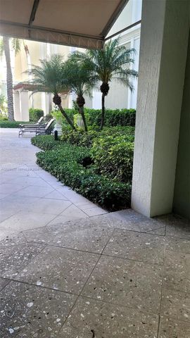 804 E WINDWARD WY 522, Lantana, FL 33462