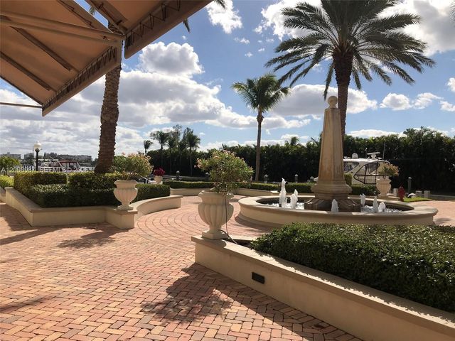 804 E WINDWARD WY 522, Lantana, FL 33462