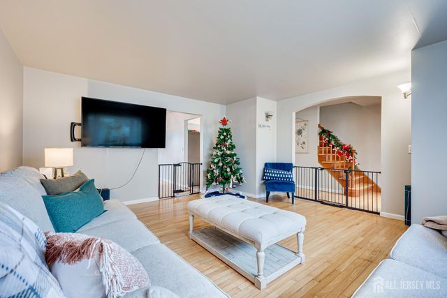 228 Oneida Place, North Plainfield, NJ 07060