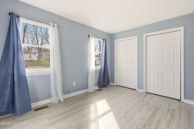 1347 S 28th St, Louisville, KY 40211