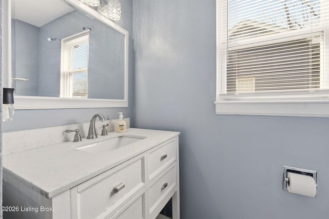 1347 S 28th St, Louisville, KY 40211