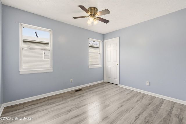 1347 S 28th St, Louisville, KY 40211