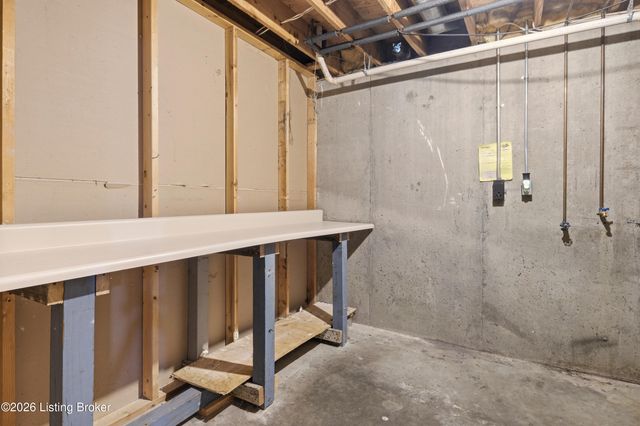 1347 S 28th St, Louisville, KY 40211