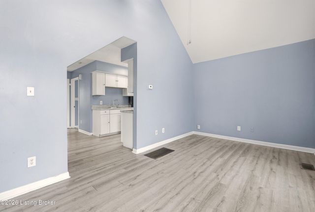 1347 S 28th St, Louisville, KY 40211