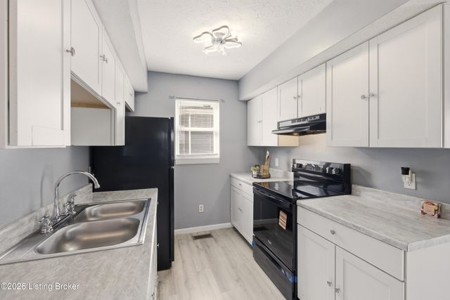 1347 S 28th St, Louisville, KY 40211