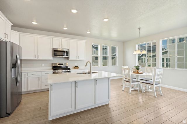 2380 N 3370 W, Lehi, UT 84048