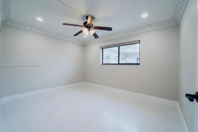 5190 Las Verdes Cir 115, Delray Beach, FL 33484