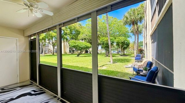 5190 Las Verdes Cir 115, Delray Beach, FL 33484
