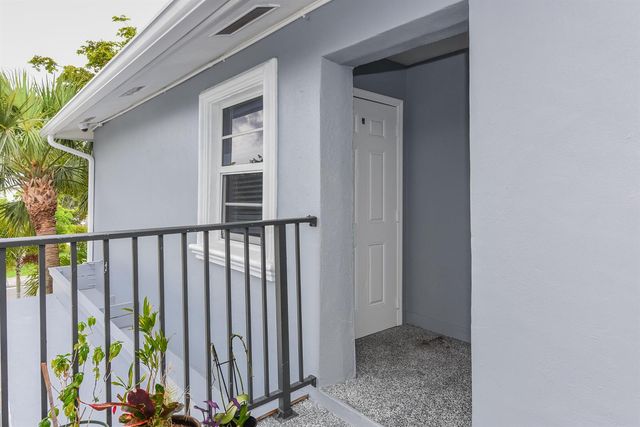 605 N Federal Highway 7, Lake Worth Beach, FL 33460