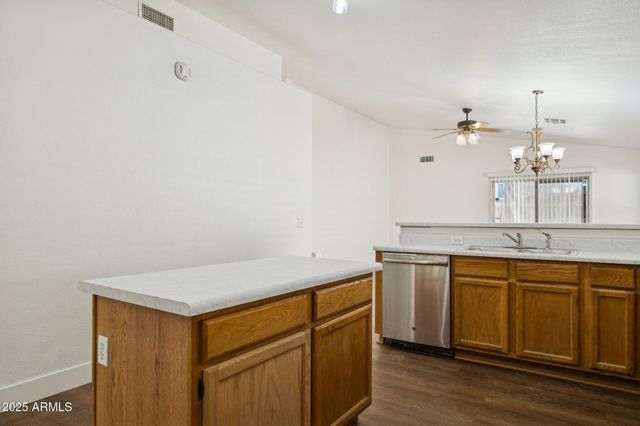 1156 N SAN BENITO Drive, Gilbert, AZ 85234